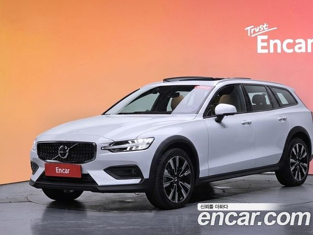 Volvo V60 2026