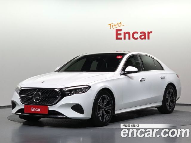 Mercedes-Benz E-Class 2024