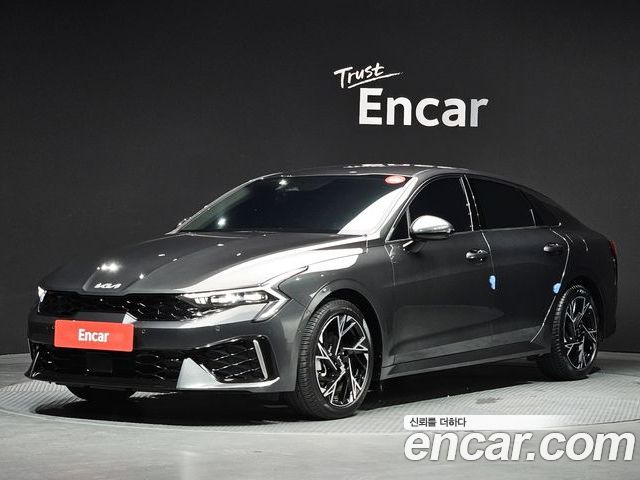 Kia K5 2025