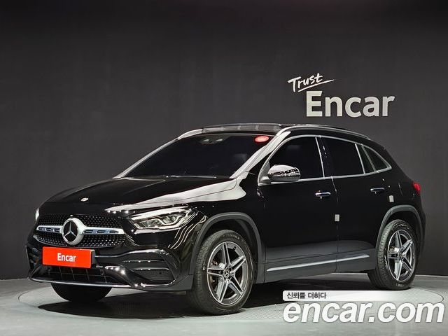 Mercedes-Benz GLA 2023