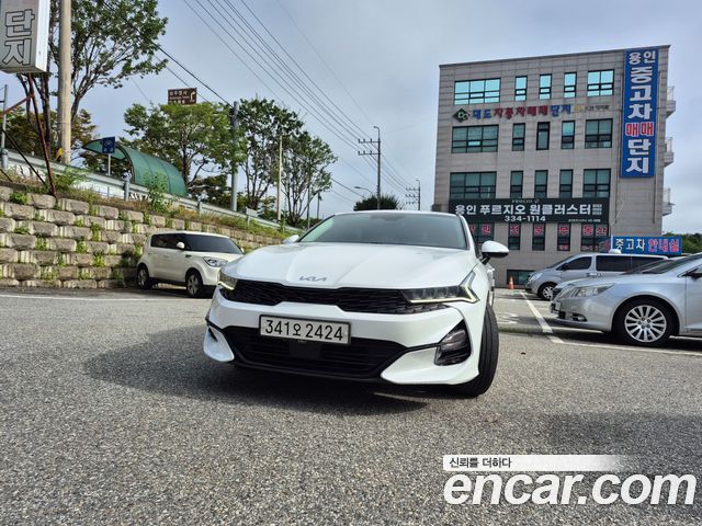 Kia K5 2023
