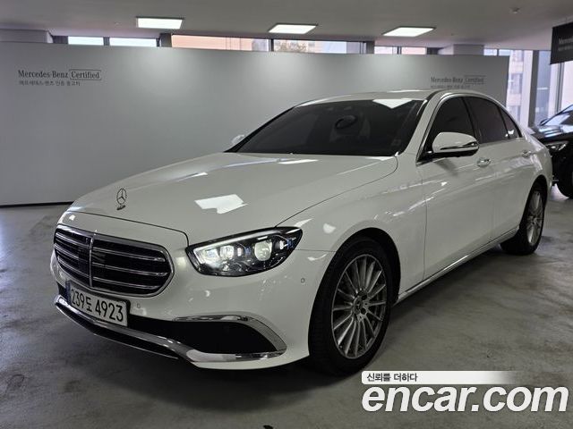 Mercedes-Benz E-Class 2023