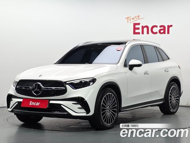 Mercedes-Benz GLC 2025