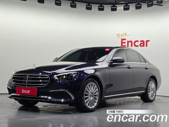Mercedes-Benz E-Class 2022