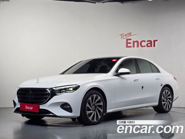 Mercedes-Benz E-Class 2024