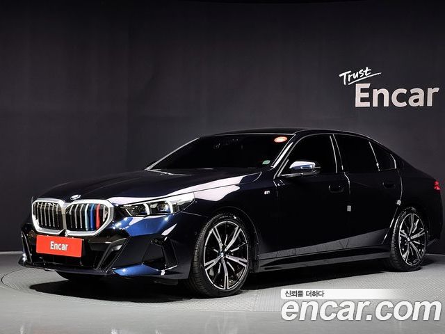BMW 5 Series 2025