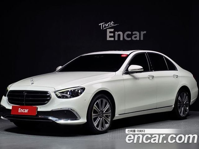 Mercedes-Benz E-Class 2023