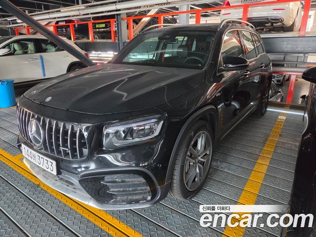 Mercedes-Benz GLB 2025