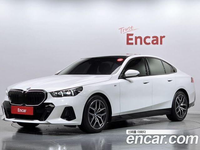 BMW 5 Series 2024