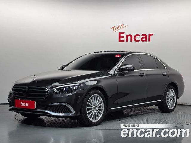 Mercedes-Benz E-Class 2023