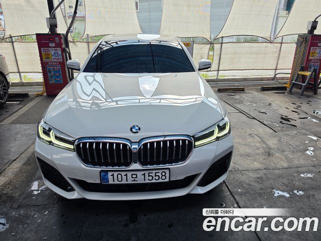 BMW 5 Series 2023