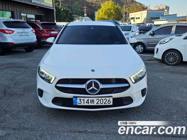 Mercedes-Benz A-Class 2023 — фото 1