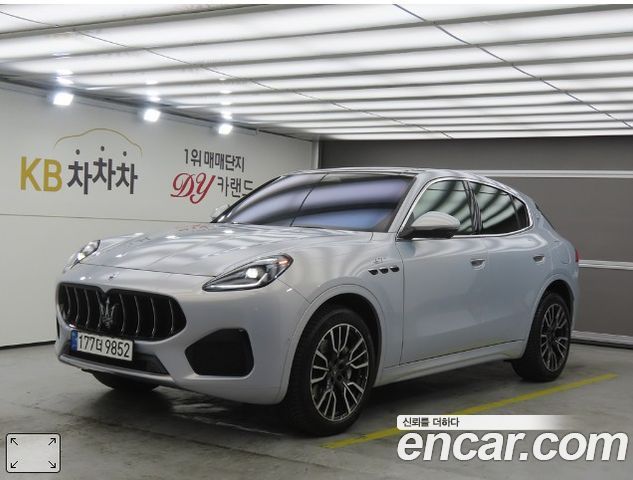Maserati Grecale 2023