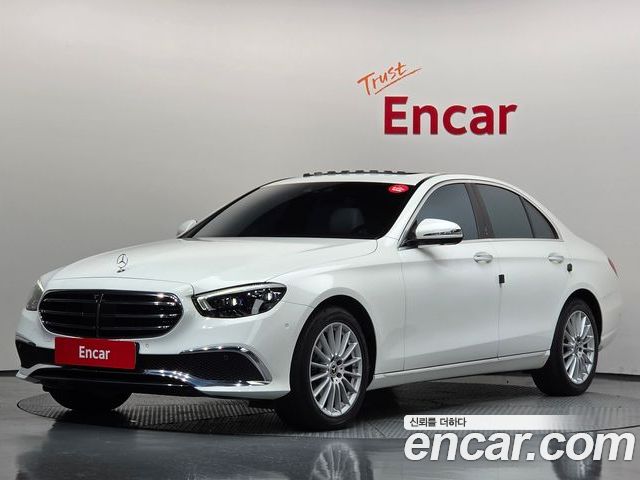 Mercedes-Benz E-Class 2022