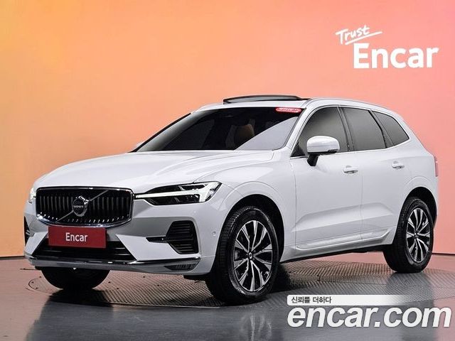 Volvo XC60 2025
