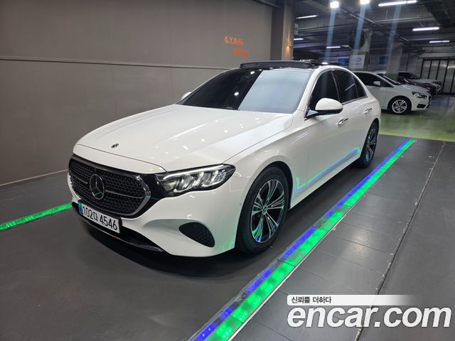 Mercedes-Benz E-Class 2025