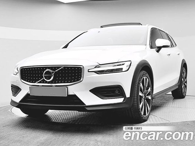 Volvo V60 2023