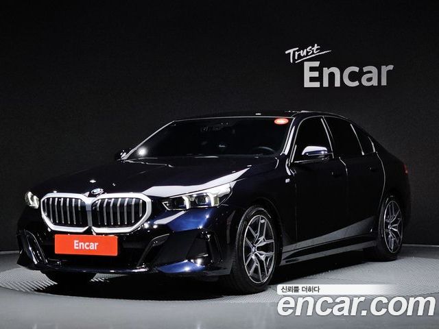 BMW 5 Series 2024