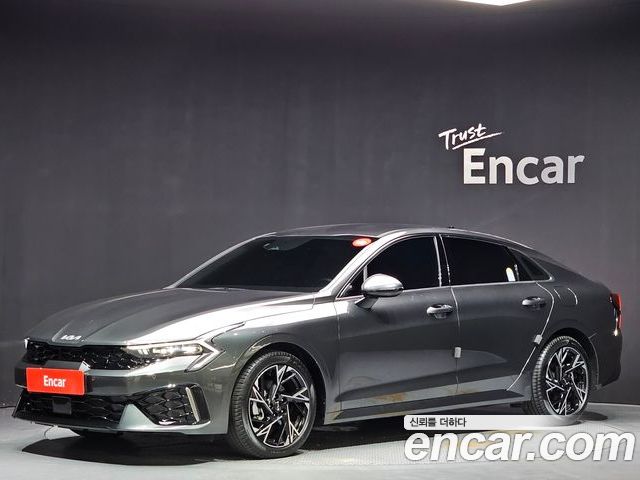 Kia K5 2025