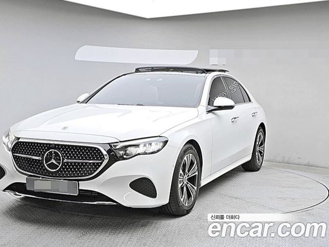 Mercedes-Benz E-Class 2024
