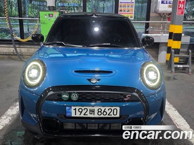 MINI Cooper Convertible 2023