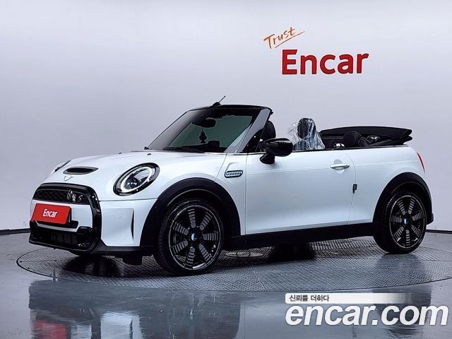 MINI Cooper Convertible 2023