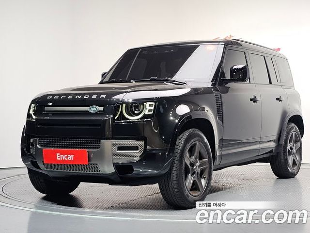 Land Rover Defender 2025