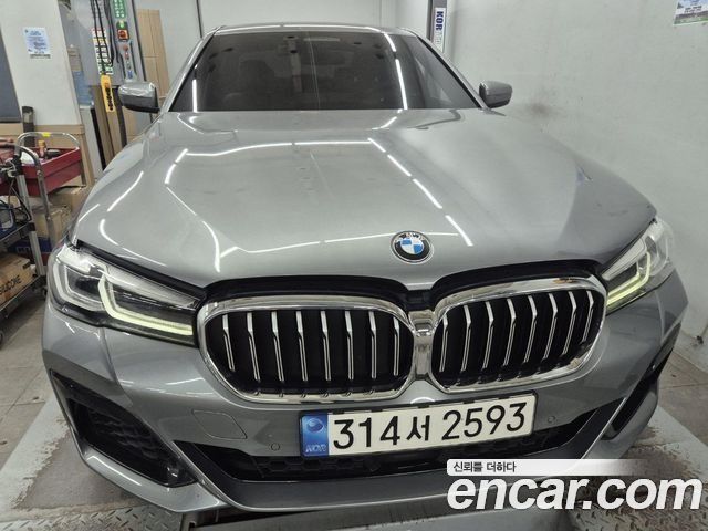 BMW 5 Series 2023