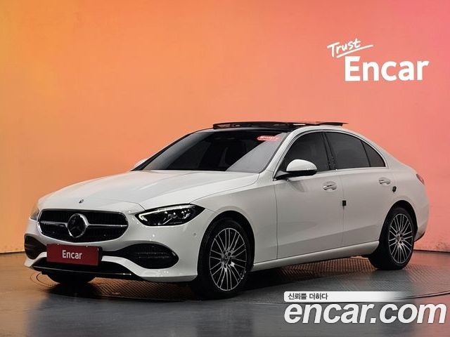 Mercedes-Benz C-Class 2022