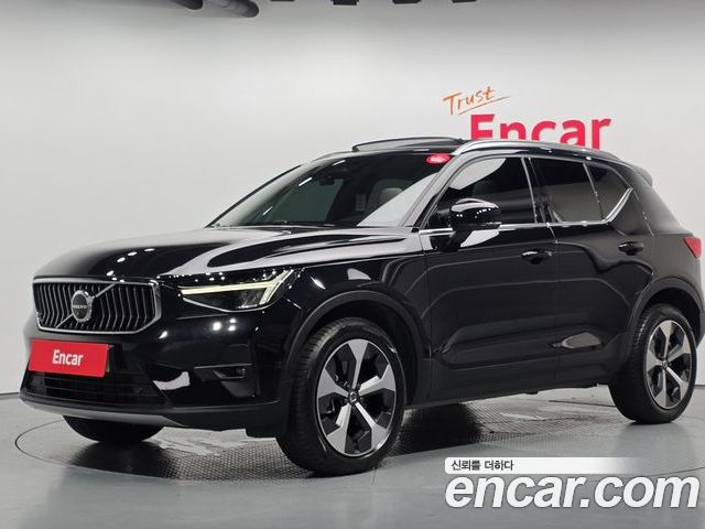 Volvo XC40 2023