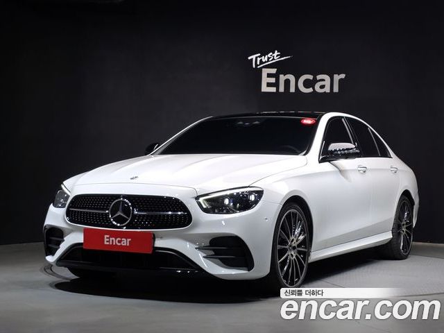 Mercedes-Benz E-Class 2023