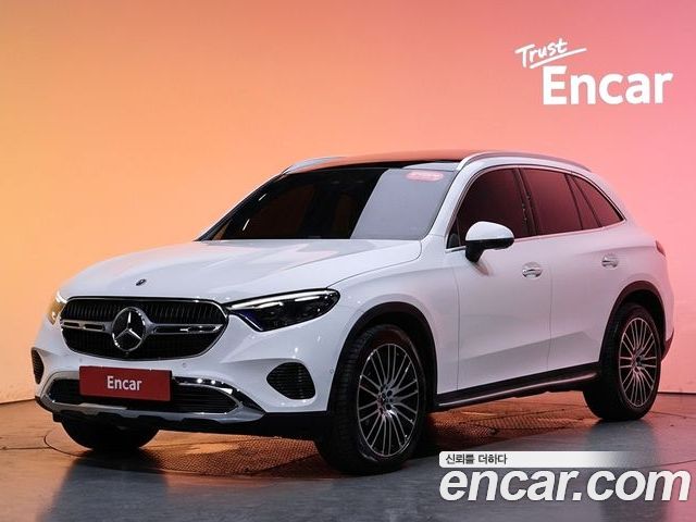 Mercedes-Benz GLC 2025