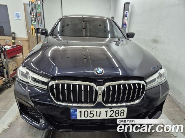 BMW 5 Series 2023
