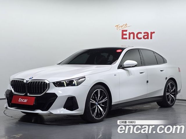 BMW 5 Series 2025