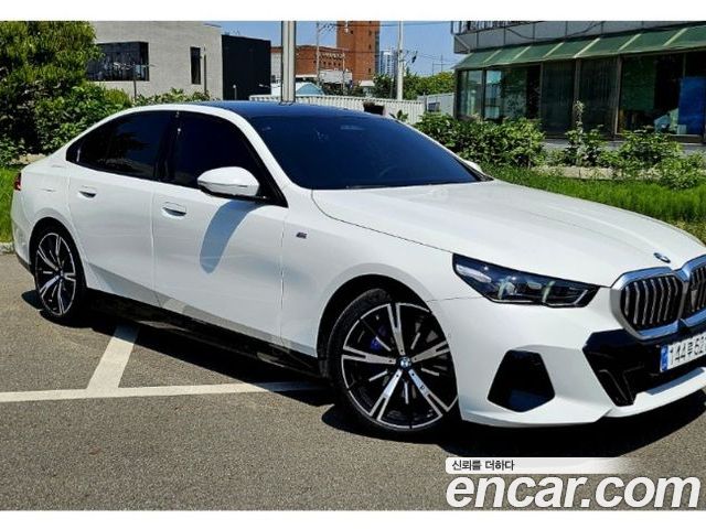 BMW 5 Series 2024