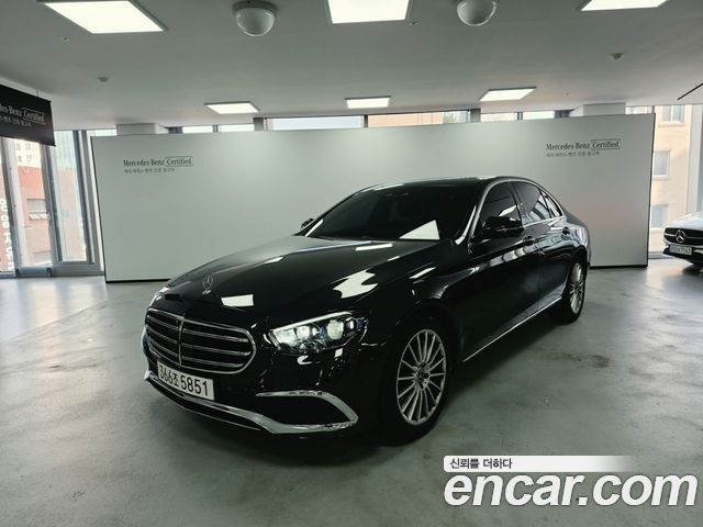 Mercedes-Benz E-Class 2023