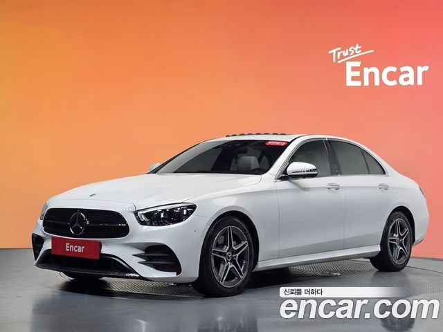 Mercedes-Benz E-Class 2023