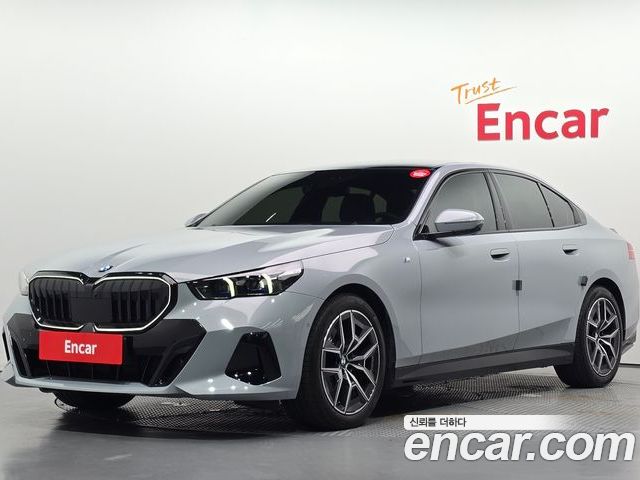 BMW 5 Series 2025