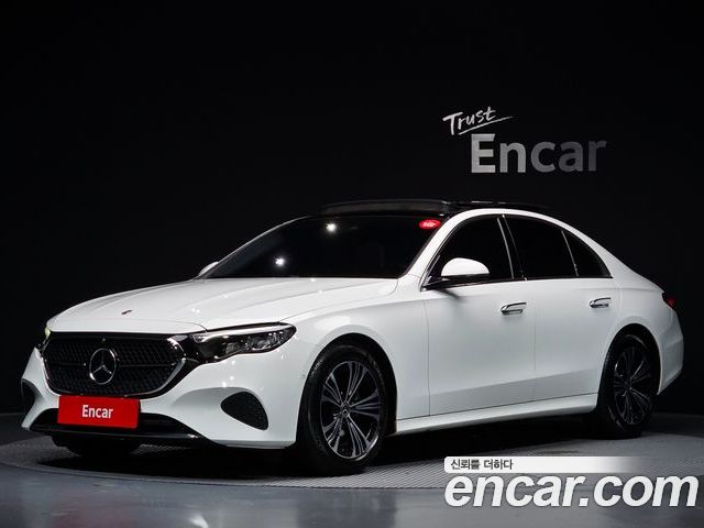 Mercedes-Benz E-Class 2024