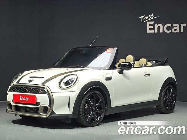 MINI Cooper Convertible 2024