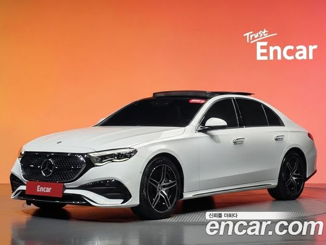 Mercedes-Benz E-Class 2024