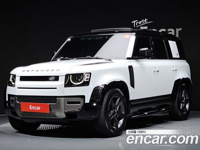 Land Rover Defender 2024