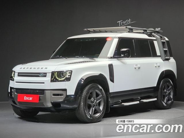 Land Rover Defender 2022–2026