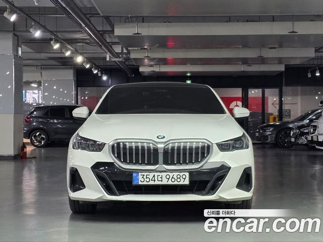 BMW 5 Series 2025