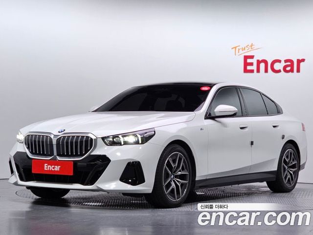 BMW 5 Series 2024