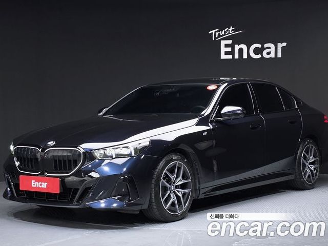 BMW 5 Series 2024
