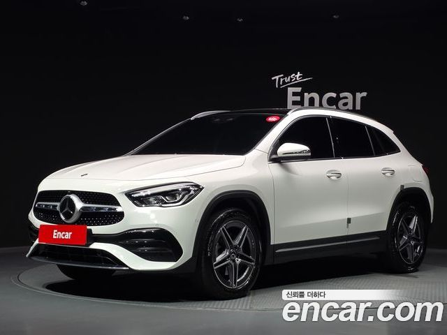 Mercedes-Benz GLA 2023