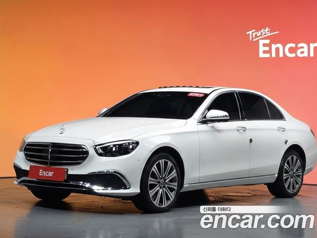 Mercedes-Benz E-Class 2023