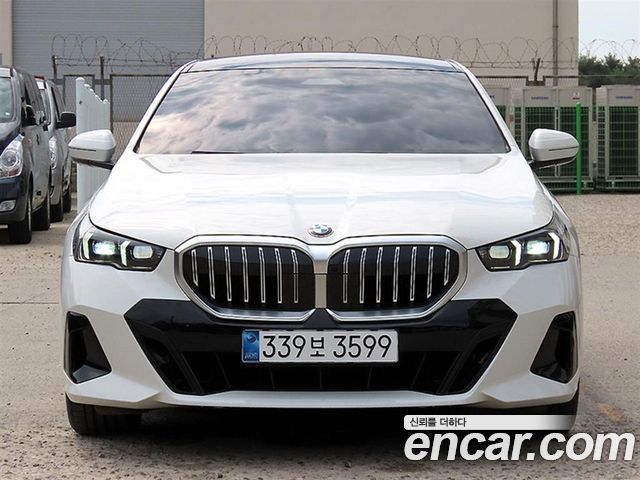 BMW 5 Series 2025