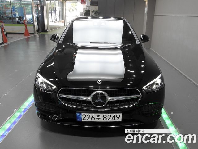 Mercedes-Benz C-Class 2023